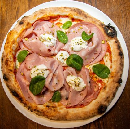 pizza Napoli Restaurant&Pub Amada Câmpulung